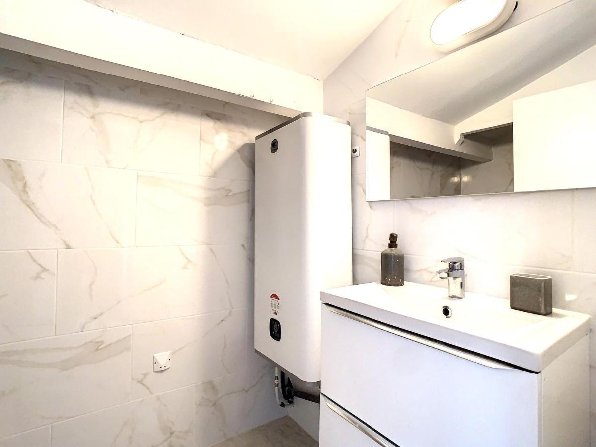 3 A Proximite Des Plages Apartment